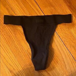 SKIMS Cotton Rib Logo Thong/ Size Small NWT
